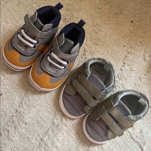 Carters 6-9Mo Crib Shoes